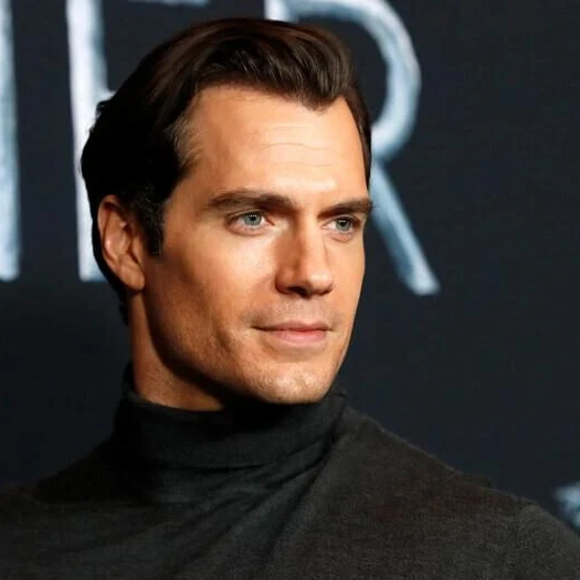 Henry Cavill +175 FAVOURITE to be the next James Bond after leaving Witcher and Superman roles!