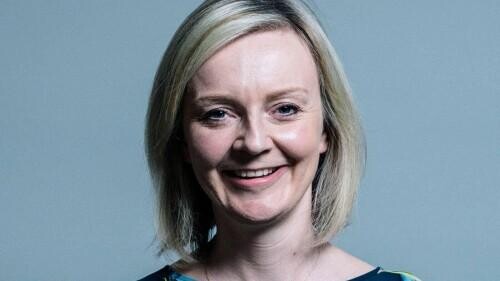 Liz Truss Betting Odds: Now a 69% chance that Liz Truss will be replaced as Prime Minister in 2022 according to bookies!