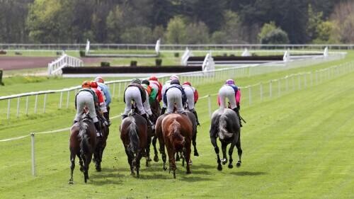 Gordon Richards Stakes Preview, Tips, Runners & Trends (Classic Trial Day)