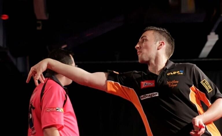 Triumph at the Oche: The Art of 3 Dart Averages