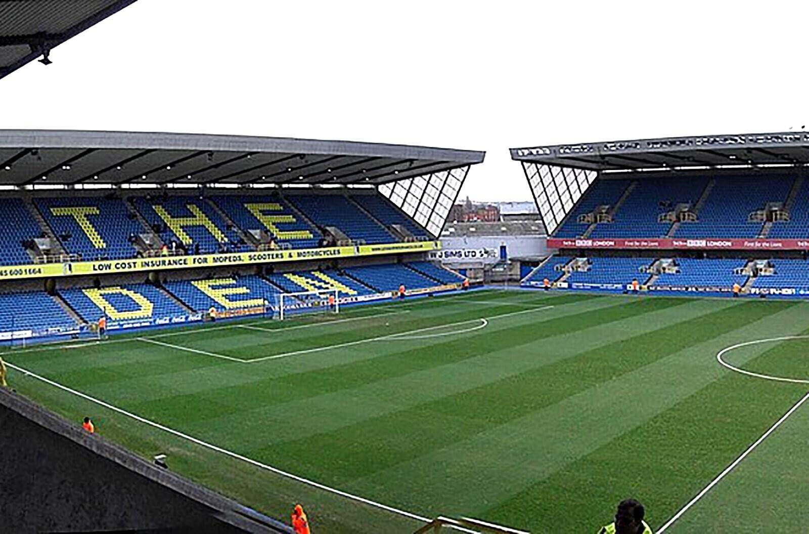 Not a rainy Tuesday night at the Den on The Isle of Dogs