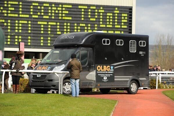 olbg van at the tracks