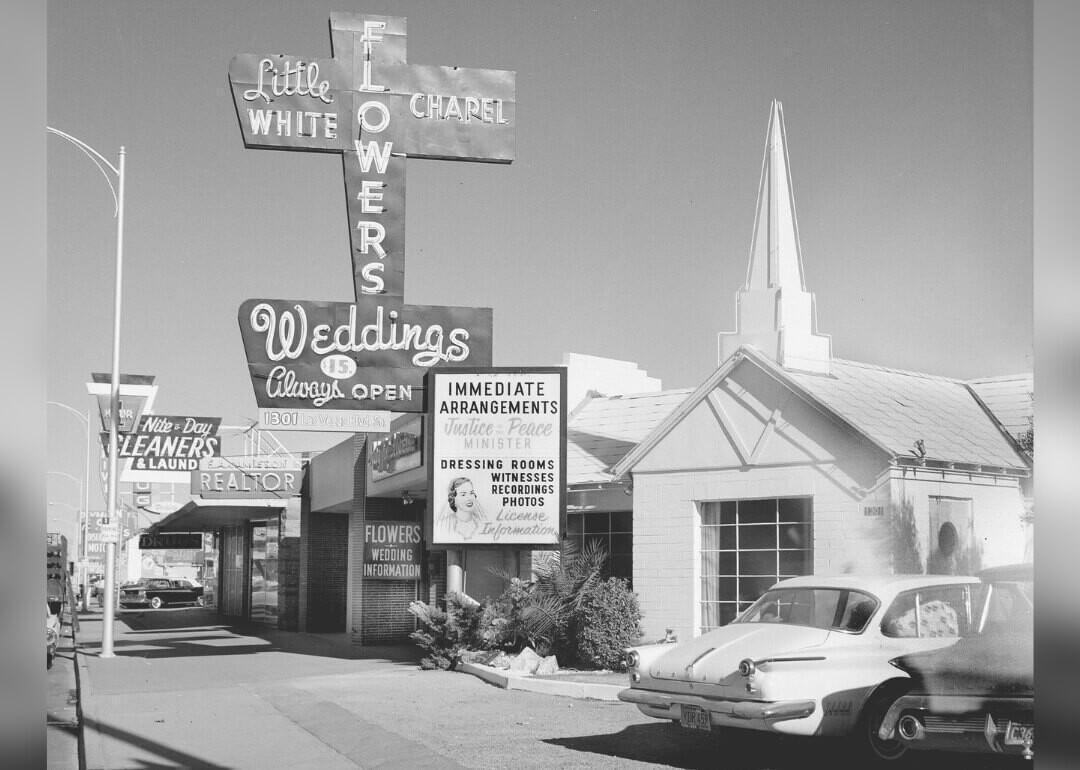 Las Vegas wedding chapels