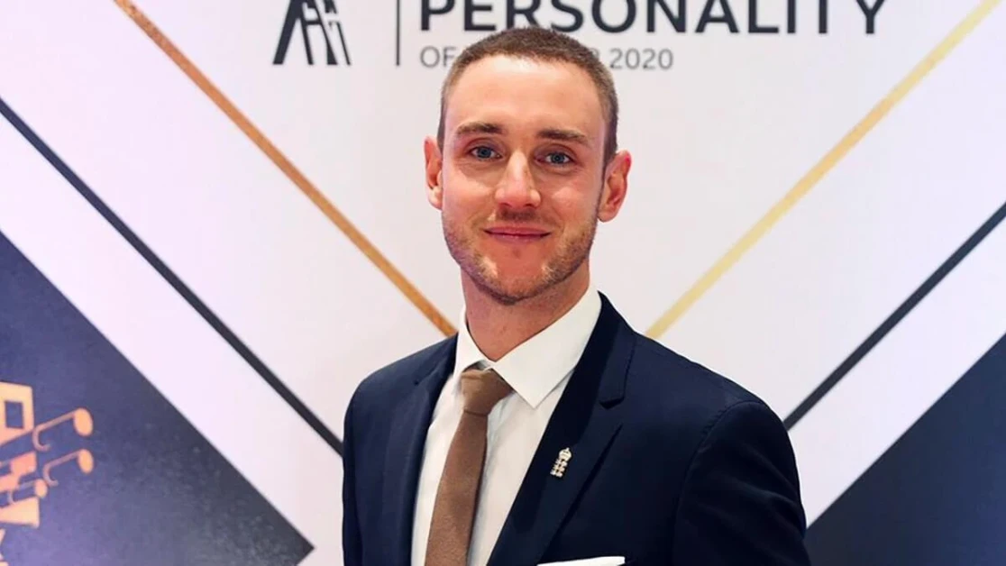 BBC Sports Personality of the Year Betting Odds: Stuart Broad is now the 7/4 FAVOURITE to win this year's Sports Personality of the Year award! BBC Sports Personality of the Year Betting Odds: Stuart Broad is now the 7/4 FAVOURITE to win this year's Sports Personality of the Year award!