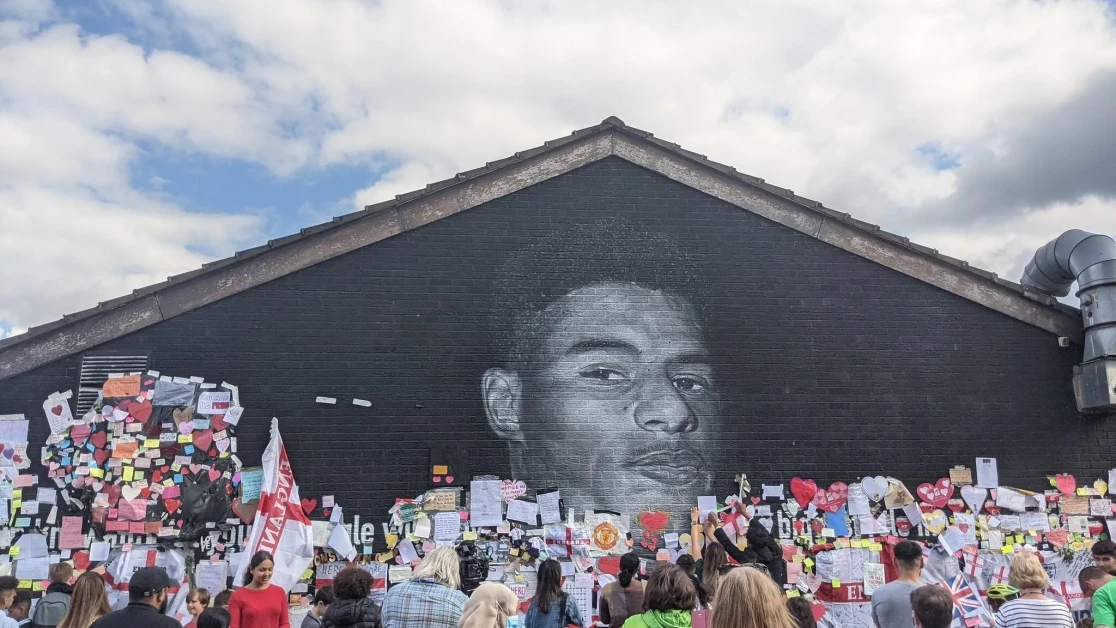 England and Manchester United forward Marcus Rashford is now ODDS-ON to receive a KNIGHTHOOD in 2024 in massive year with the Euros this summer! England and Manchester United forward Marcus Rashford is now ODDS-ON to receive a KNIGHTHOOD in 2024 in massive year with the Euros this summer!