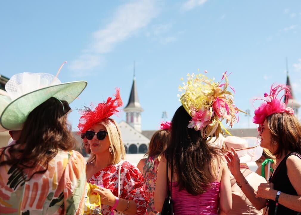 the fashion - Kentucky Derby traditions