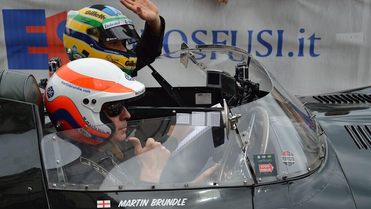 Mark William Rundle 🏎️ Mark Blundell: F1 Racer and Motorsport Icon - Biography & Interview ...