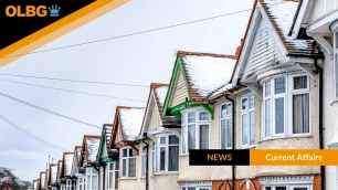 White Christmas Betting Odds: Edinburgh and Newcastle now JOINT FAVOURITES to see snow this Christmas with early sprinkle of winter across the UK today!