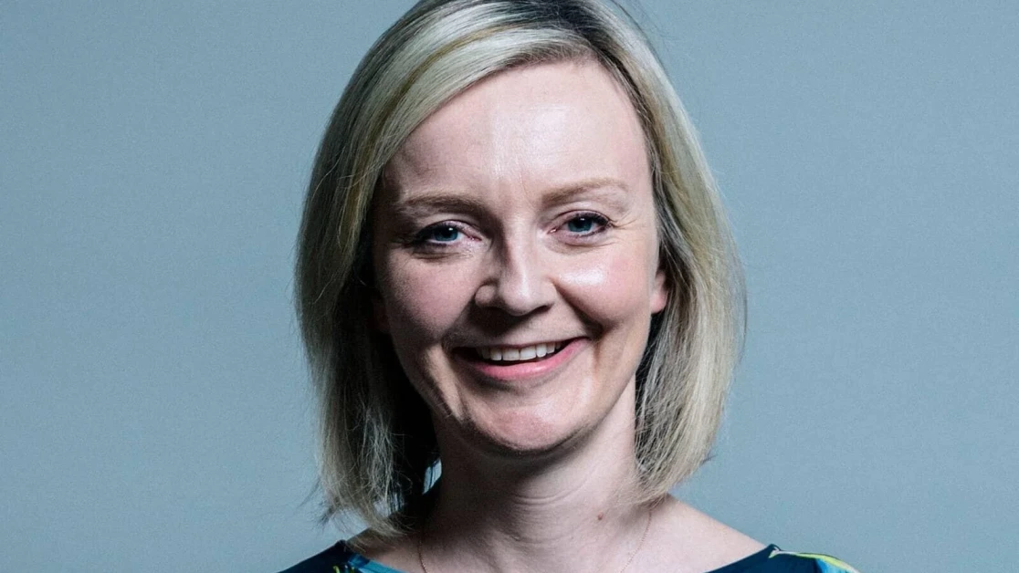 Liz Truss Betting Odds: Bookies give a 55% chance that Truss is given a NO CONFIDENCE vote before the next general election! Liz Truss Betting Odds: Bookies give a 55% chance that Truss is given a NO CONFIDENCE vote before the next general election!