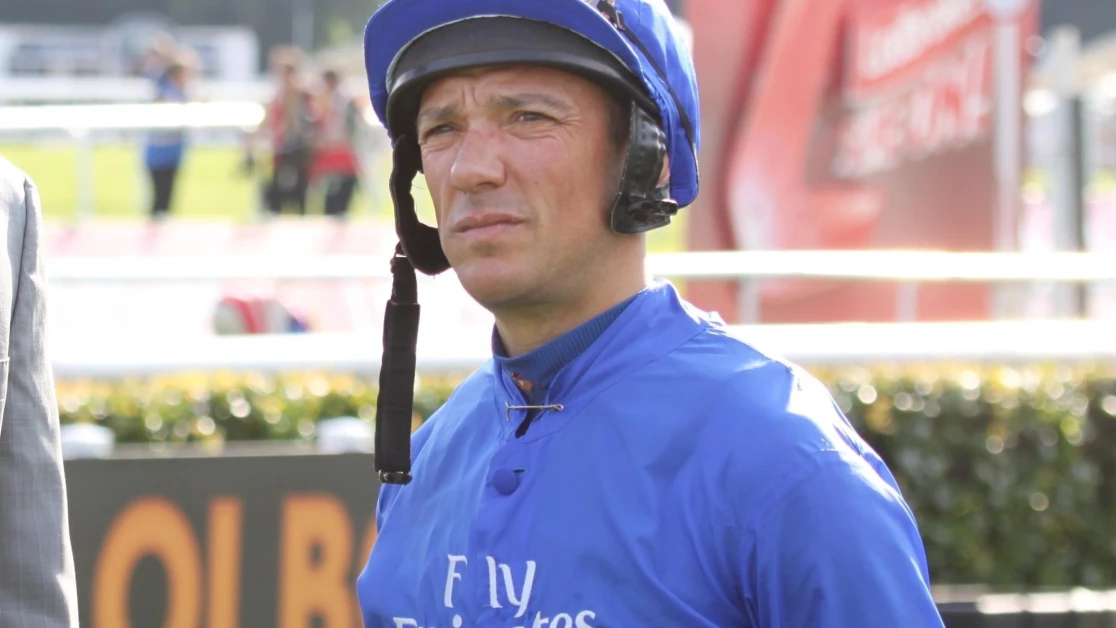 Frankie Dettori: The Jockey Who Conquered Horse Racing Frankie Dettori: The Jockey Who Conquered Horse Racing