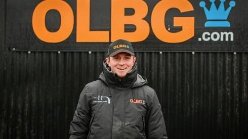 Harry Derham Targets Aintree Grade 1 with Kluv De Reve After Kempton Win