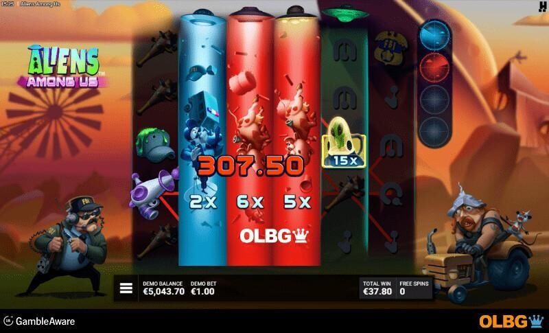 Aliens Among Us slot Farmageddon free spins feature screenshot