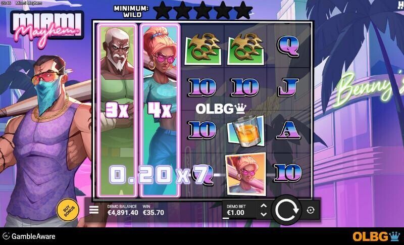 Miami Mayhem slot Expanded Crew Reels feature screenshot