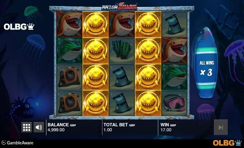 razor shark slot mystery stack and nudge and reveal feature screenshot