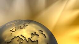 Golden Globes 2024 Betting Odds: Christopher Nolan is the HEAVY FAVOURITE at 1/5 to win Best Director for Oppenheimer at the Golden Globes next month!