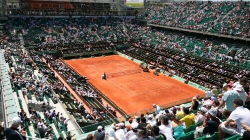 Novak Djokovic (+160) and Iga Swiatek (-115) Open As Favorites To Win The 2023 French Open