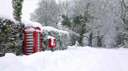Will we see snow on Christmas Day? There's now a 55% CHANCE of a White Christmas according to bookmakers with 'major snowfall' expected for parts of UK this week!