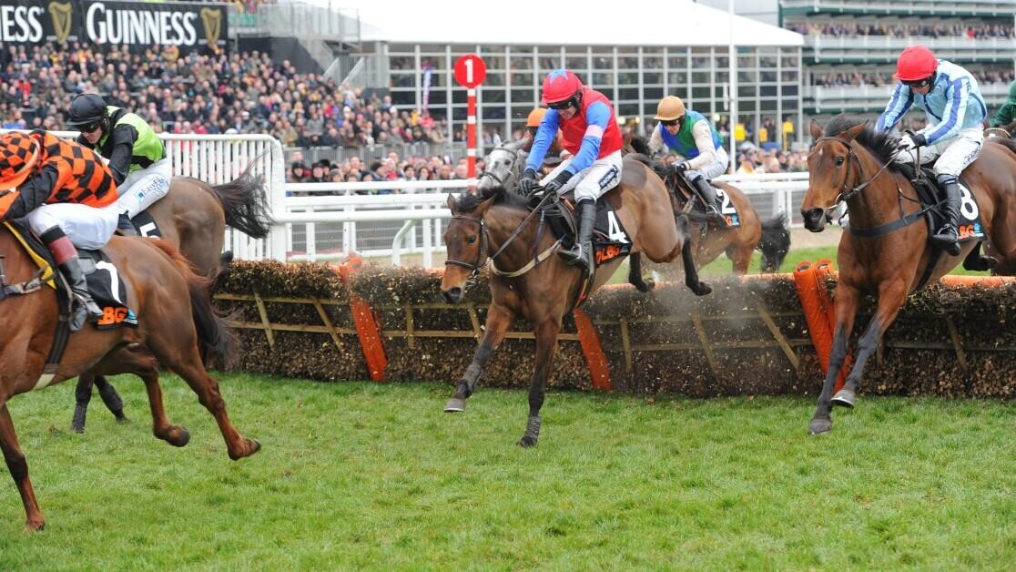 Sefton Novices Hurdle Preview, Tips, Runners & Trends (Grand National Meeting) Sefton Novices Hurdle Preview, Tips, Runners & Trends (Grand National Meeting)