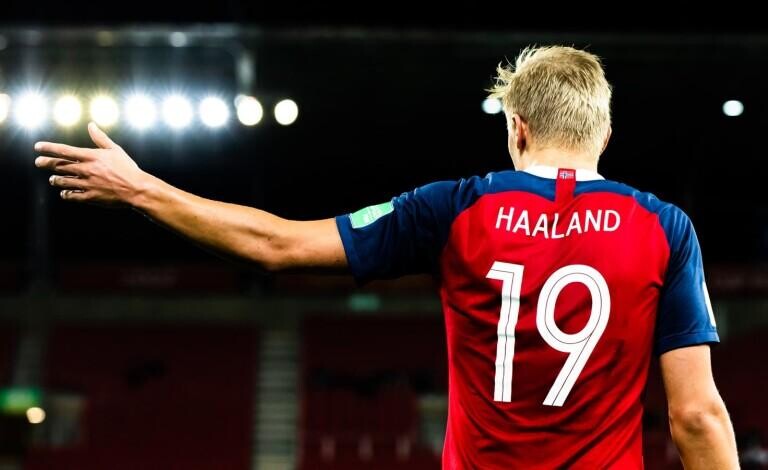Erling Haaland has just a 9% chance of joining Bayern Munich this Summer according to Bookmakers