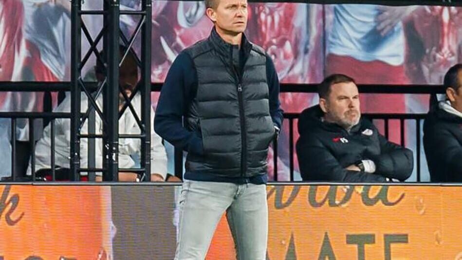 Leeds United Betting Specials: Jesse Marsch's side 7/2 to hit 40 points this season with new manager bounce needed! Leeds United Betting Specials: Jesse Marsch's side 7/2 to hit 40 points this season with new manager bounce needed!