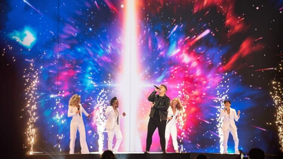 Eurovision 2023 Host Specials: Gary Lineker 25/1 to host next year's Eurovision as it's set to head to the UK! Eurovision 2023 Host Specials: Gary Lineker 25/1 to host next year's Eurovision as it's set to head to the UK!