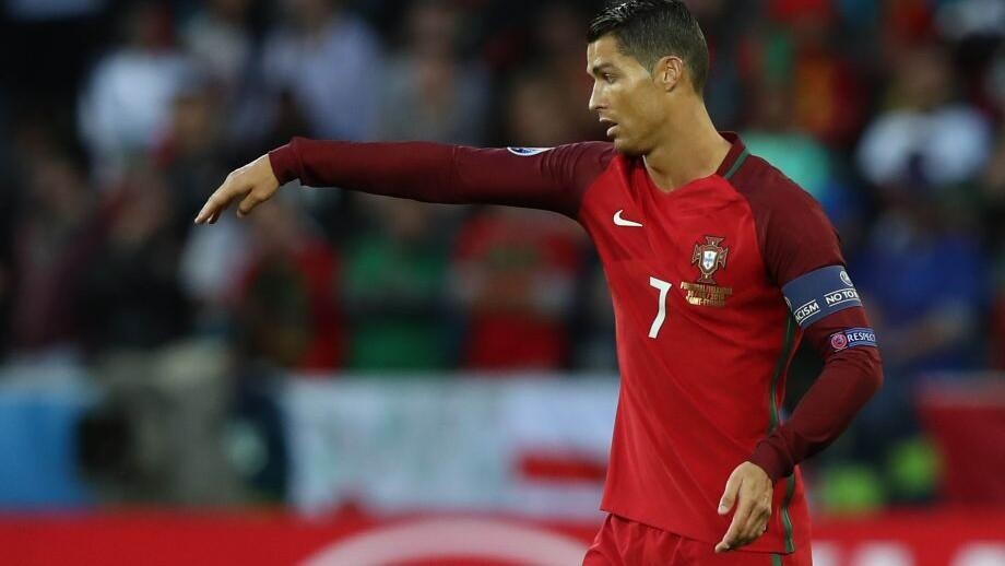 Cristiano Ronaldo Next Club Betting Odds: Chelsea move could be BACK ON following Graham Potter's arrival at the club as bookies make him 2/1 to join! Cristiano Ronaldo Next Club Betting Odds: Chelsea move could be BACK ON following Graham Potter's arrival at the club as bookies make him 2/1 to join!