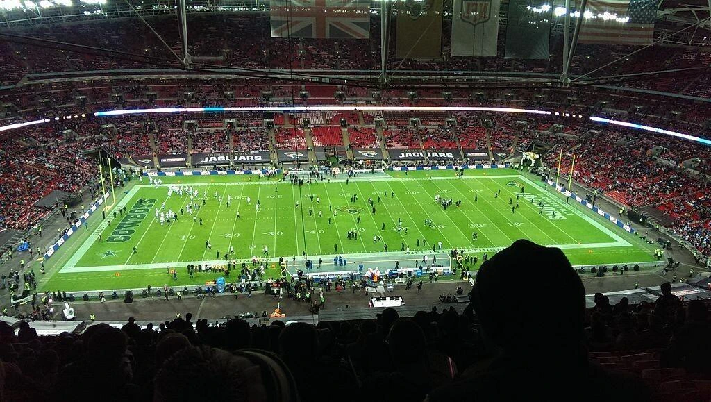 NFL mulls permanent team across the pond in U.K.