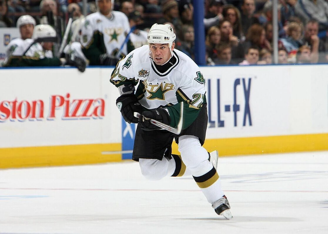 #18. LW Matthew Barnaby